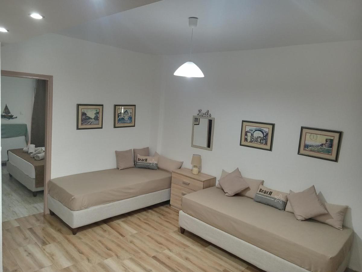 Niki Stavros Comfort Studios Luaran gambar